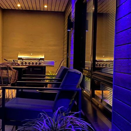 Idyllic Villa Unikko With Jacuzzi And Sauna ポリ エクステリア 写真