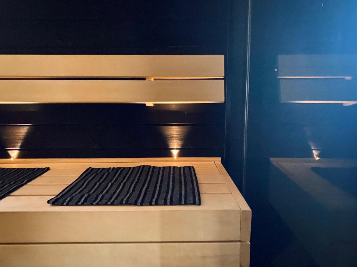 Idyllic Villa Unikko With Jacuzzi And Sauna ポリ エクステリア 写真